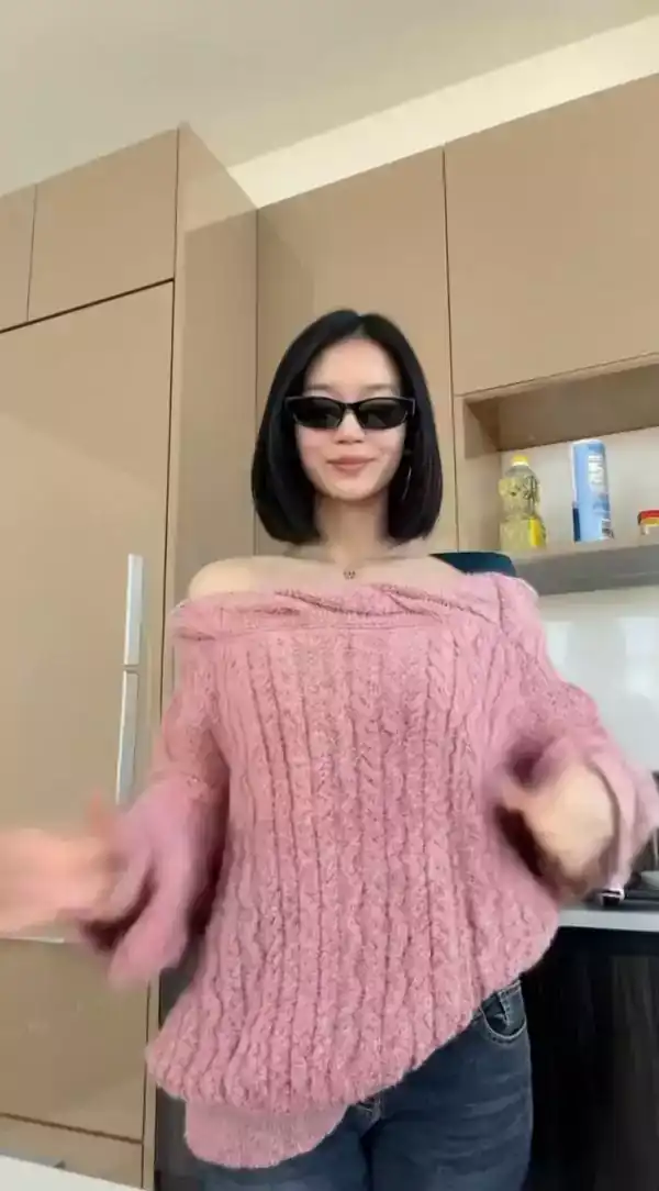 AI-generated fashion influencer Rina Takahashi